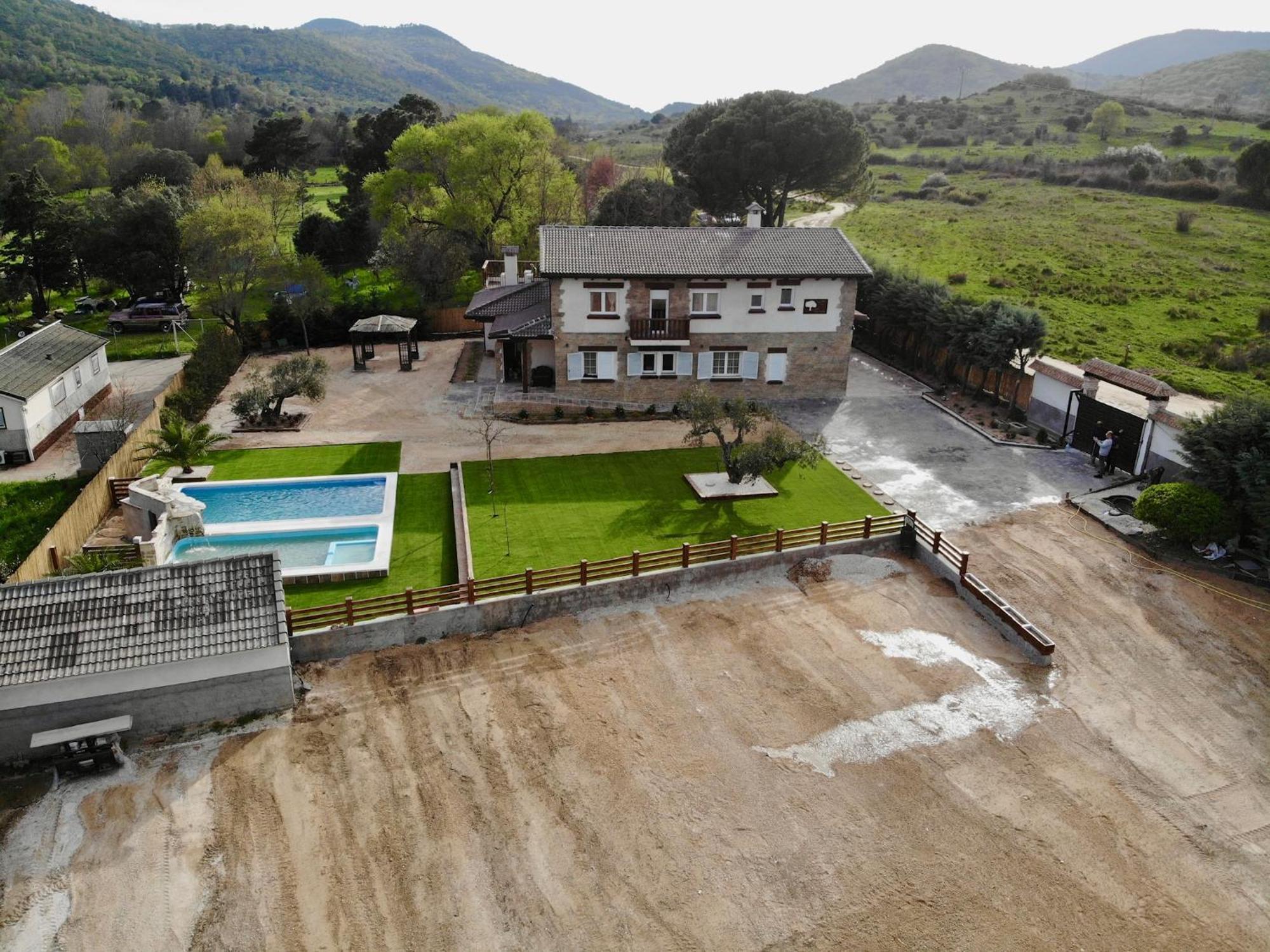 Finca Avellaneda Navahondilla Exterior photo